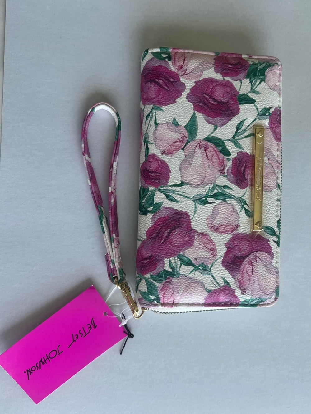 Betsey Johnson Floral Zip Around Wristlet Wallet – NWT – Pink/White Multi - Picture 2 of 11